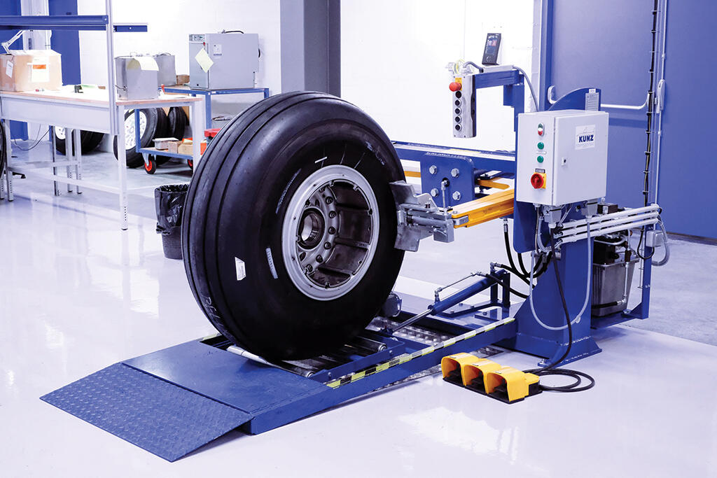 Aircraft landing gear and tire maintenance wheel shop